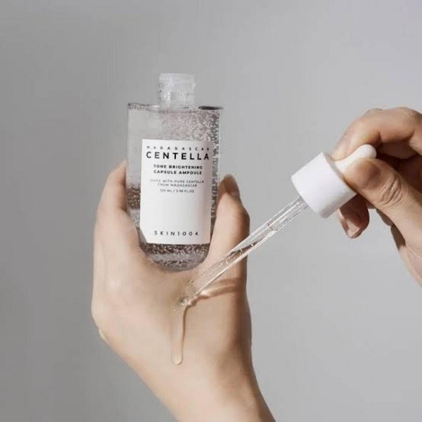 آمپول روشن کننده و ضد لک سنتلا تون اسکین 1004