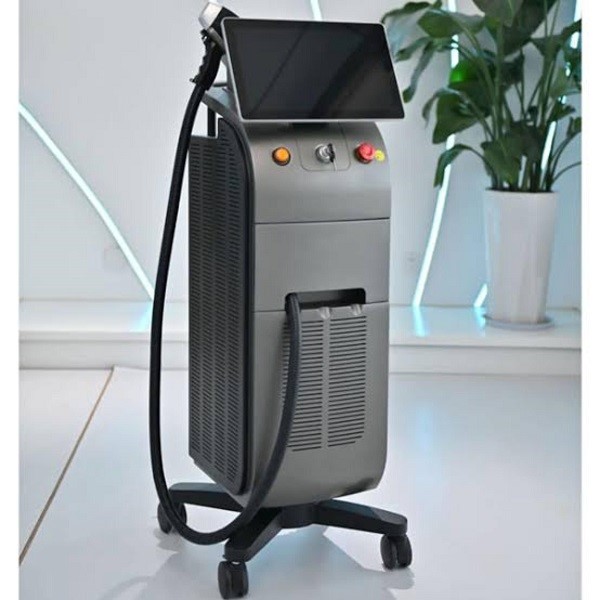 دستگاه لیزرتیتانیوم مکس برند DF